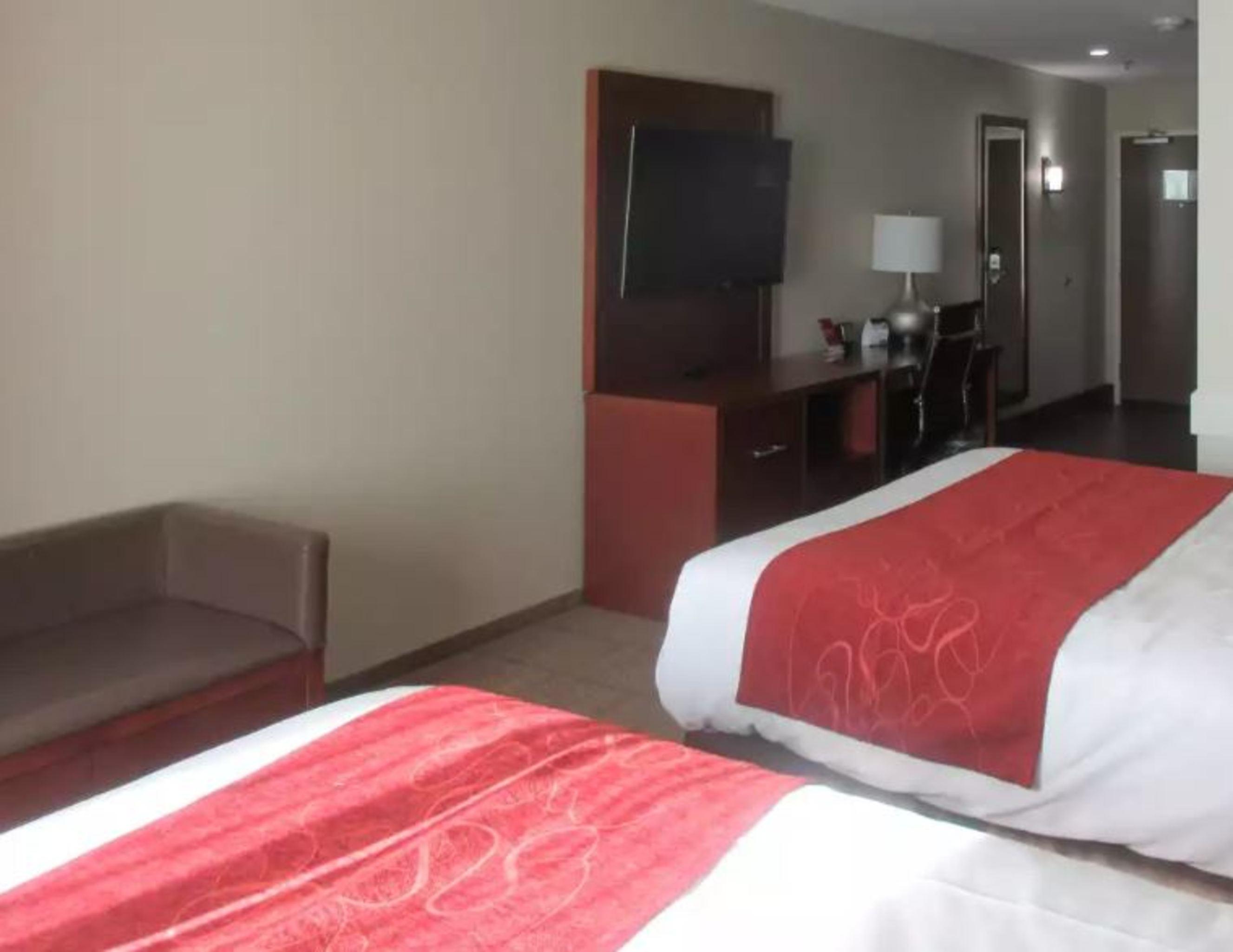 Comfort Suites Боулинг Грийн Екстериор снимка