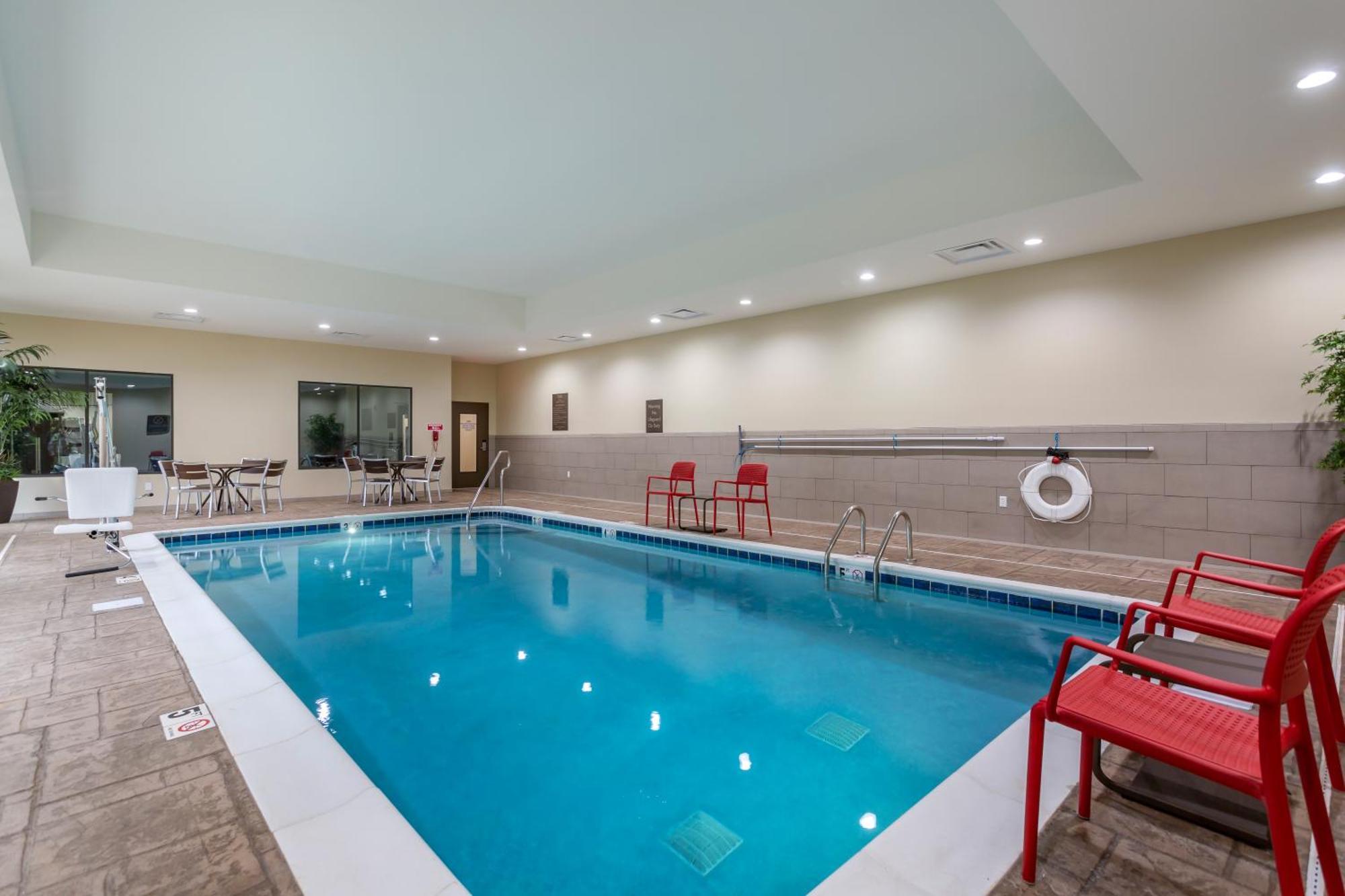 Comfort Suites Боулинг Грийн Екстериор снимка